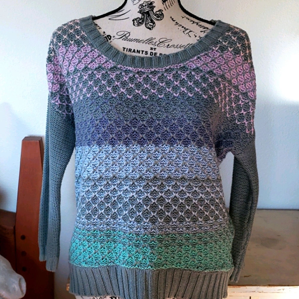 American eagle outfitters sweater